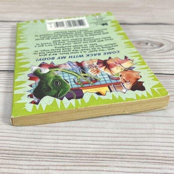 Ghosts of Fear Street #14 Body Switchers Outer Space RL Stine 1996 1st Edition - Picture 5 of 11